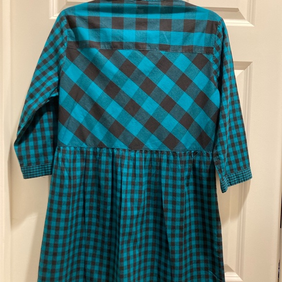 Buffalo Check Plaid Tunic - Picture 4 of 4